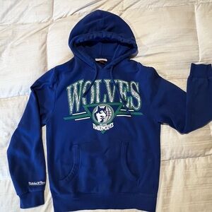 Minnesota Timberwolves hoodie sweatshirt, size small